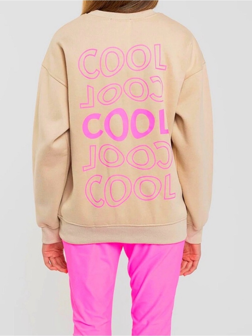 Bailey Rose Oversized Crewneck Sweatshirt with Pink Graphic M